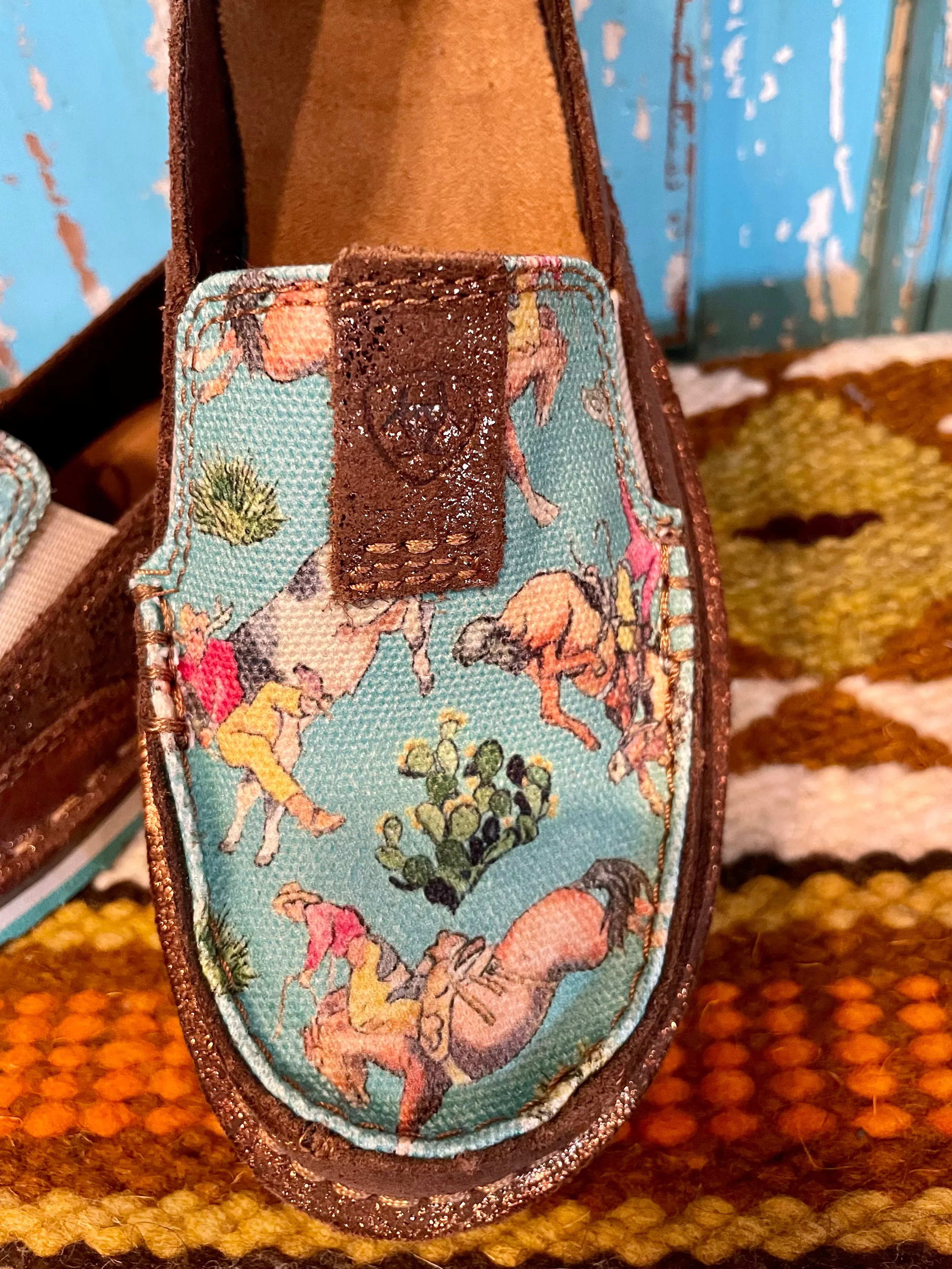 Ariat Bucking Turquoise Cruiser