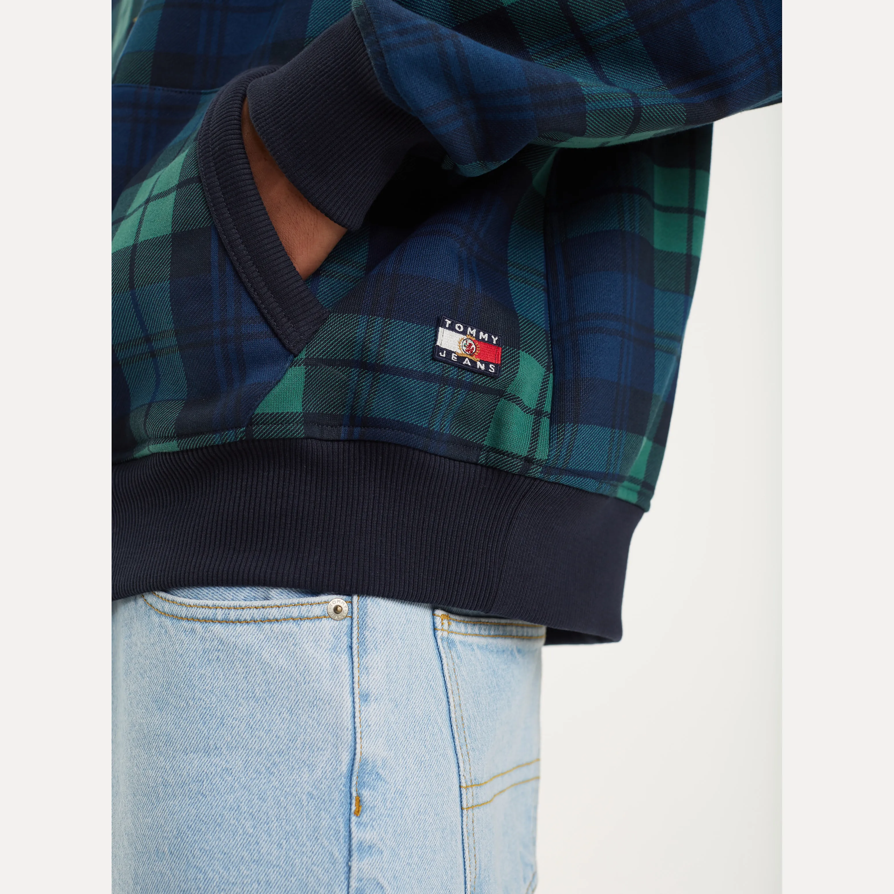 Blue Plaid Crest Logo Hoody | Sweatshirts & Hoodies | Tommy Hilfiger