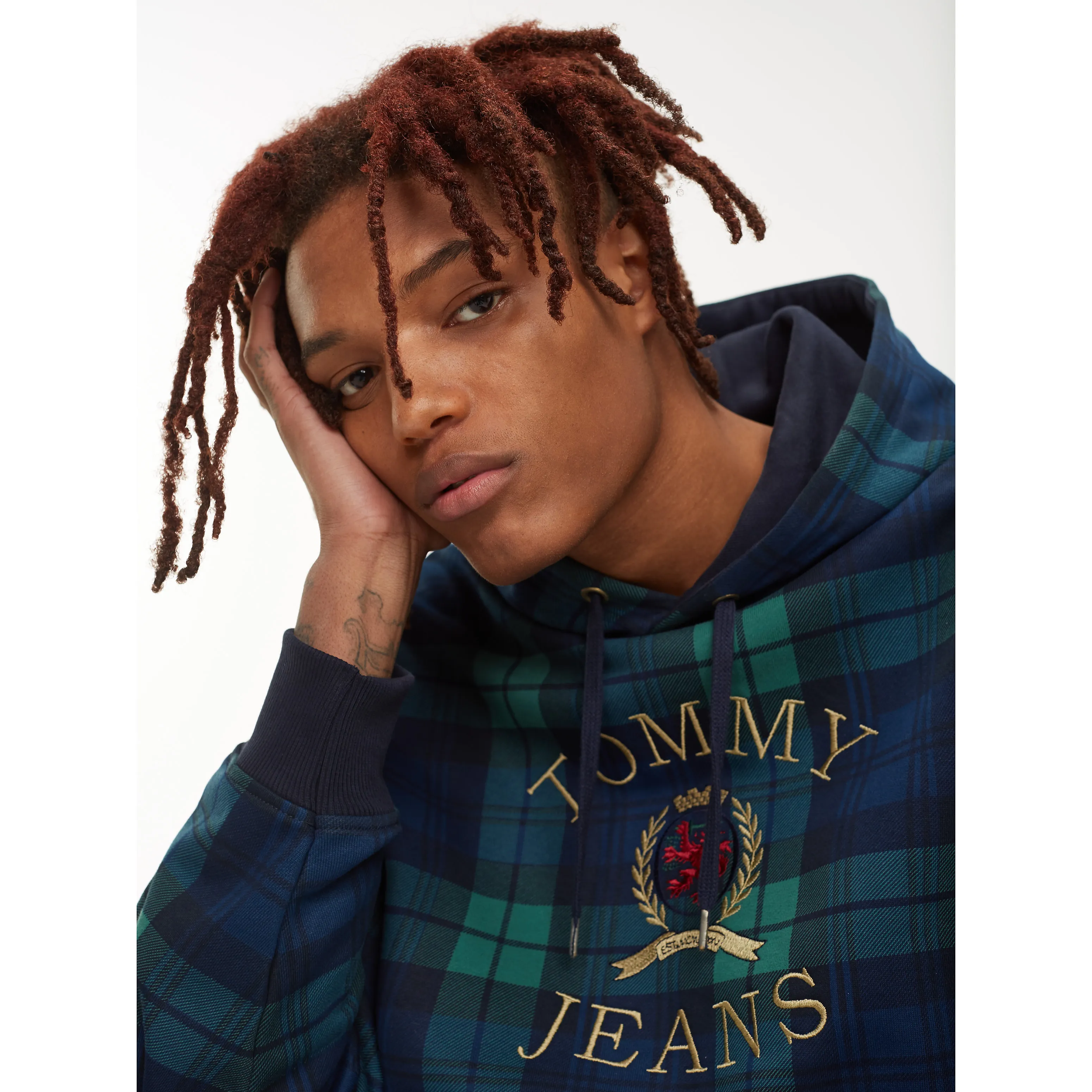 Blue Plaid Crest Logo Hoody | Sweatshirts & Hoodies | Tommy Hilfiger