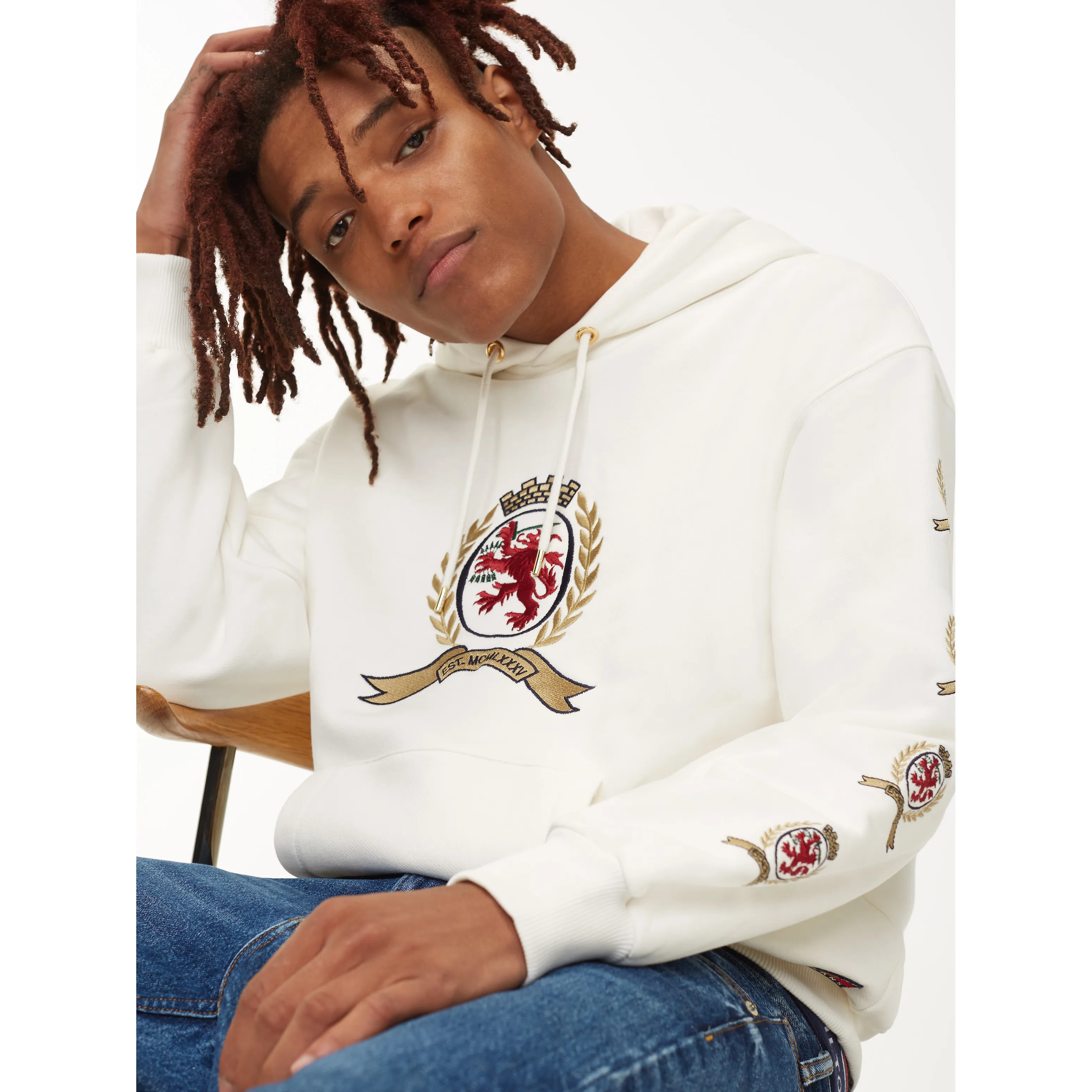 Blue Repeat Crest Logo Hoody | Sweatshirts & Hoodies | Tommy Hilfiger