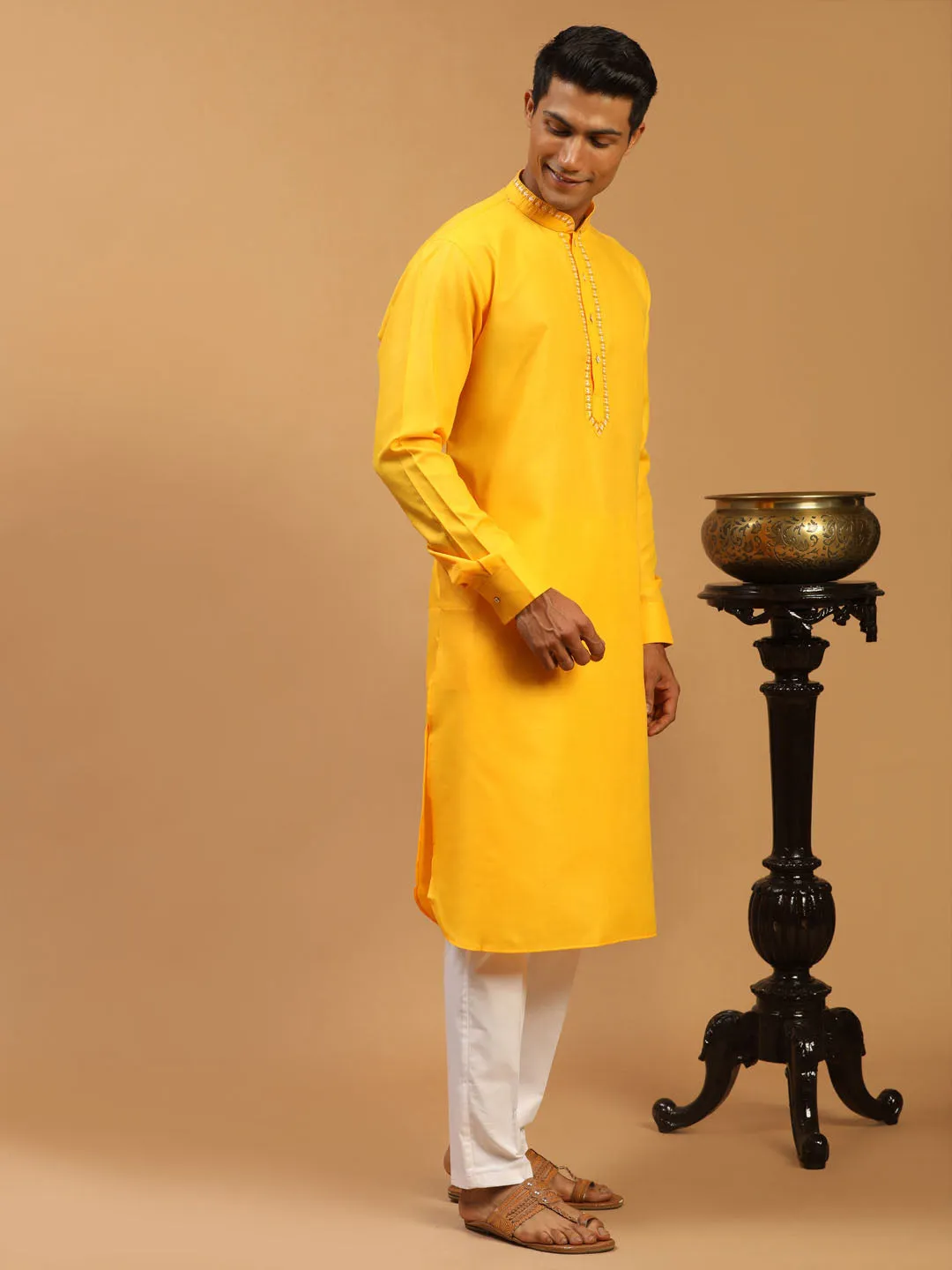 VASTRAMAY Men's Yellow And White Cotton Blend Kurta With Pant Set