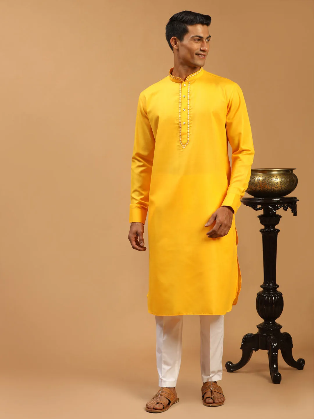 VASTRAMAY Men's Yellow And White Cotton Blend Kurta With Pant Set