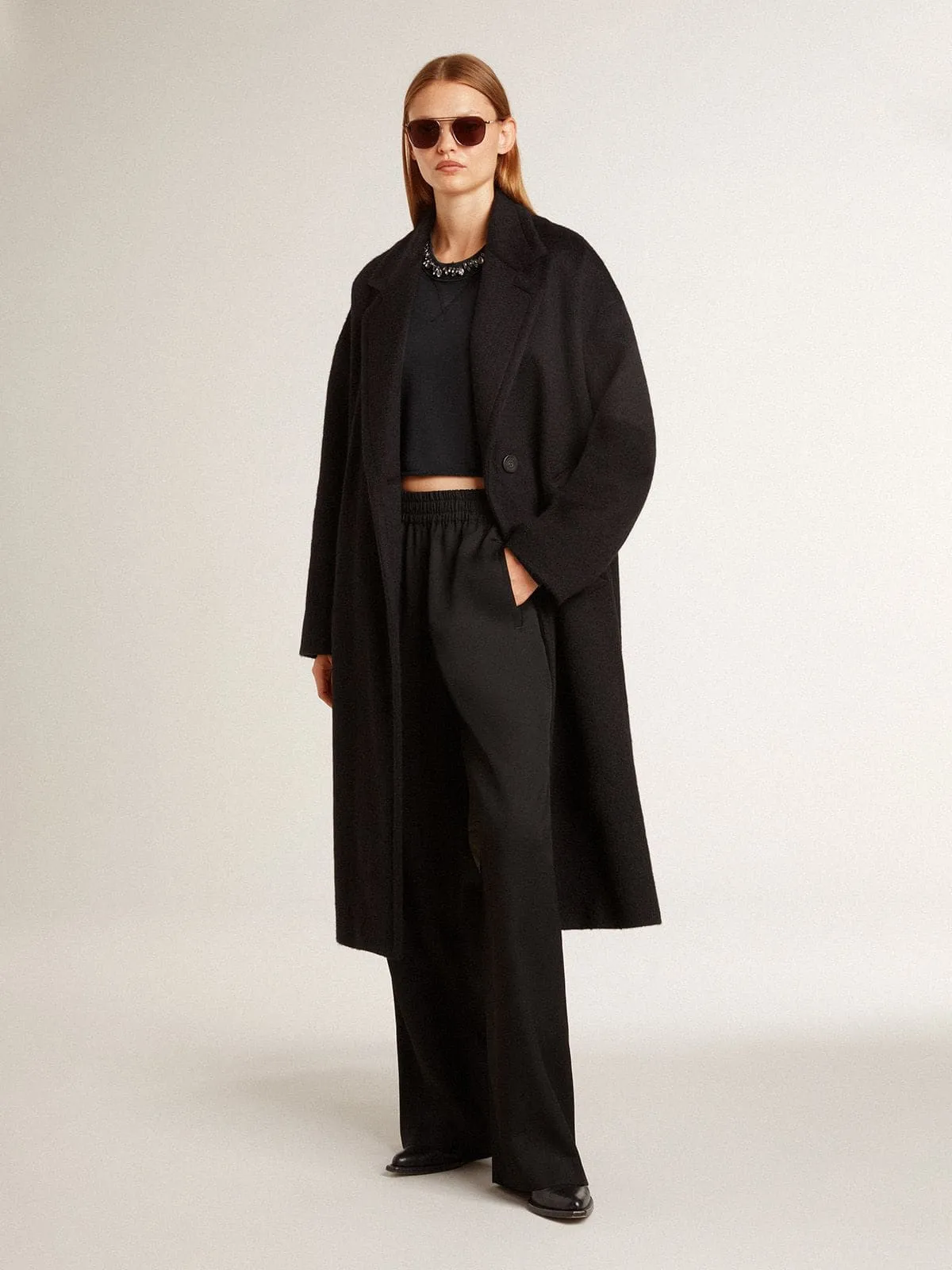 Women's single-breasted black cocoon coat