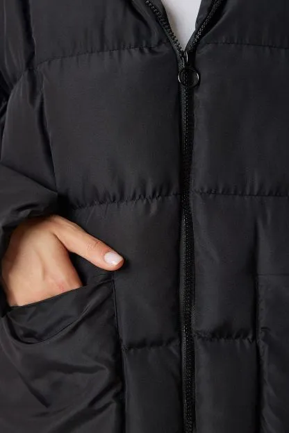 Women's Hooded Oversize Puffer Coat